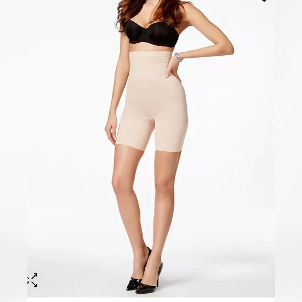 SPANX Women's Higher Power Tummy Control Shorts